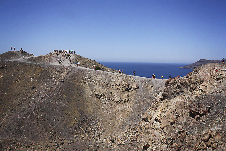 santorin-volcan-nea-kameni-grece-09